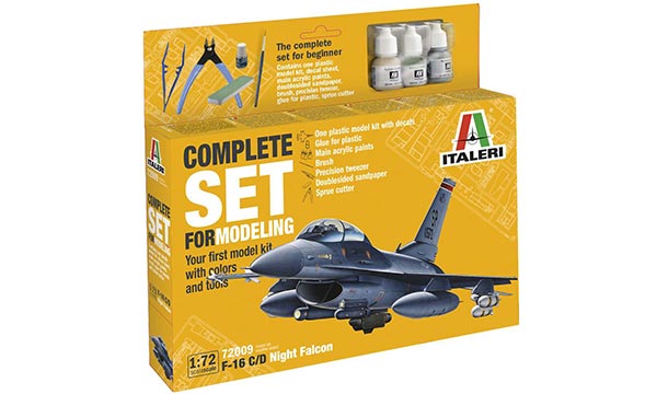 Italeri Set F-16 C/D Night Falcon