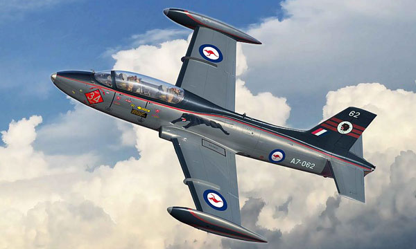 Italeri Aermacchi MB 326