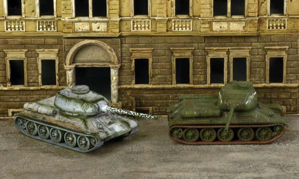 Italeri T 34/85 (x2)             