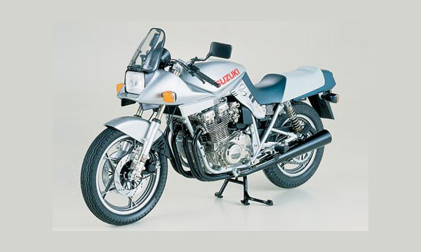 Tamiya Suzuki GSX 1100 S katana 