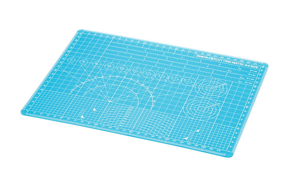 Tamiya Tapis de Coupe Alpha A4 Bleu