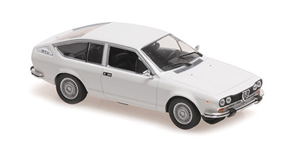 Maxichamps A.romeo alfetta gtv blanc 1976 