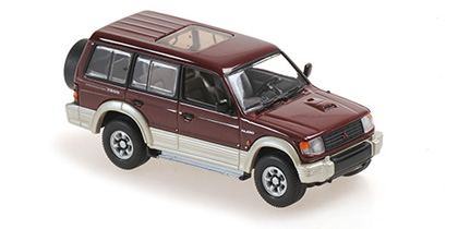 Maxichamps Pajero lwb rouge met 1991 