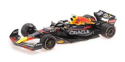 Minichamps Red Bull RB18 Perez 