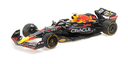 Minichamps Red Bull RB18 Perez