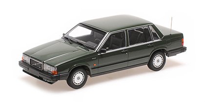 Minichamps Volvo 740 gl vert 1986 