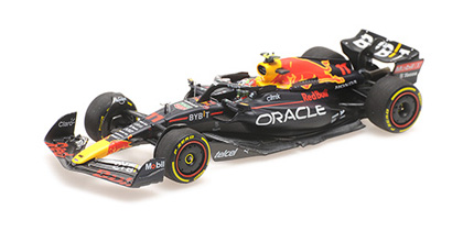 Minichamps Red Bull RB18 Perez