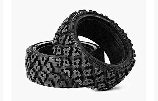 Tamiya Pneu rallye &agrave; pav&eacute;s