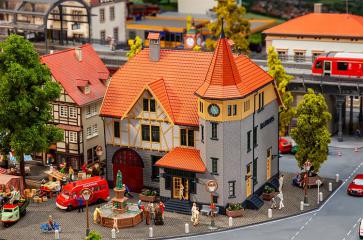 Faller Mairie + garage pompiers
