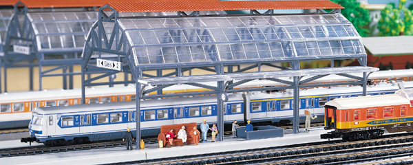 Faller Hall de gare          N    