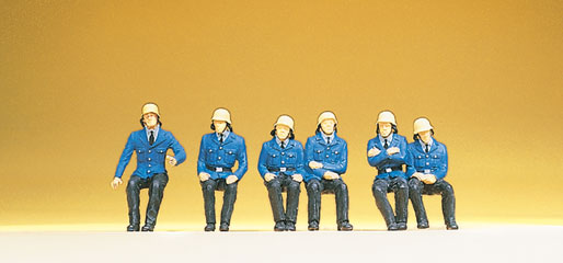 Preiser pompiers assis