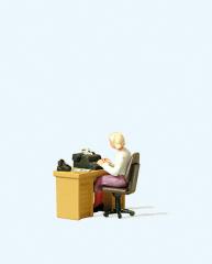 Preiser secretaire &agrave; son bureau