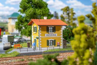 --Faller-Maison du garde-barri&egrave;re