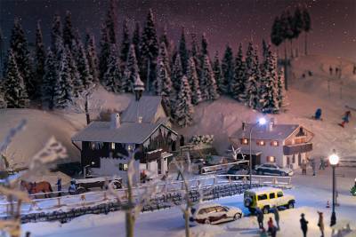 Faller Calendrier de l’Avent a figurine