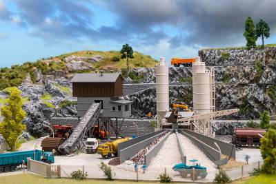 Faller Centrale à béton avec silo