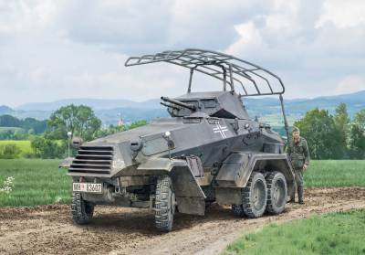Italeri Sd.Kfz. 232 6 Rad.